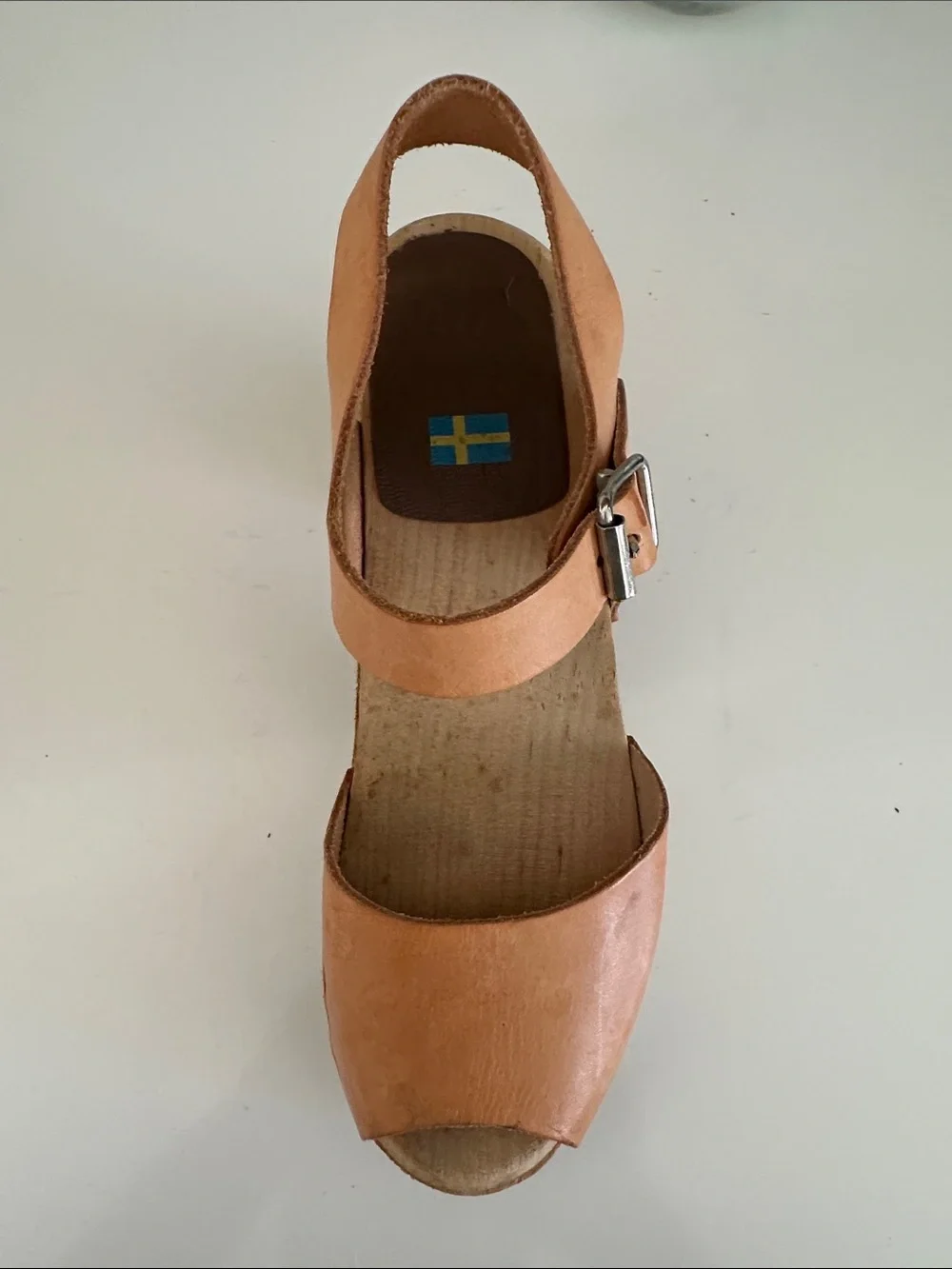 N/A stylish swedish